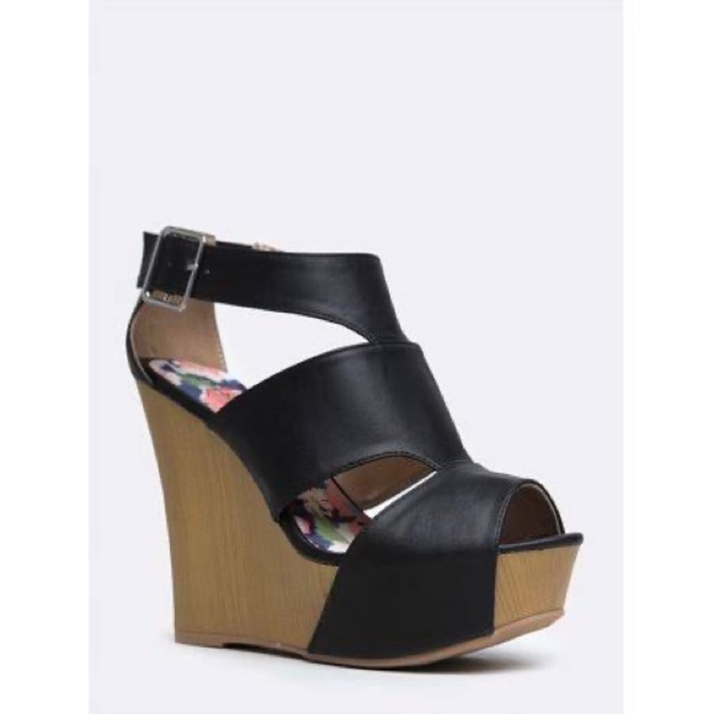 Heels, Sandals, Color Black, Size 10, used $5